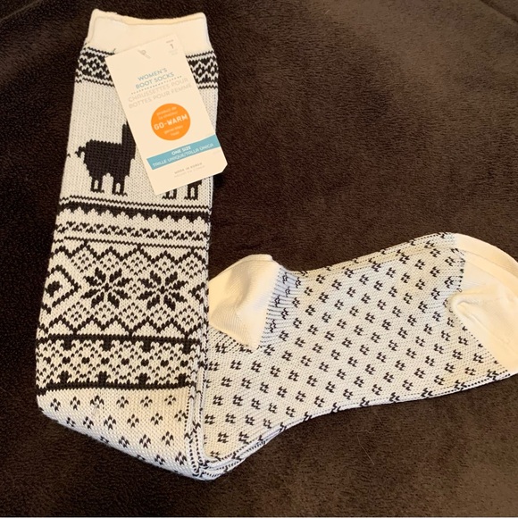 Old Navy Accessories - LANDS END 60% acrylic ladies reindeer boot socks NWT in one size